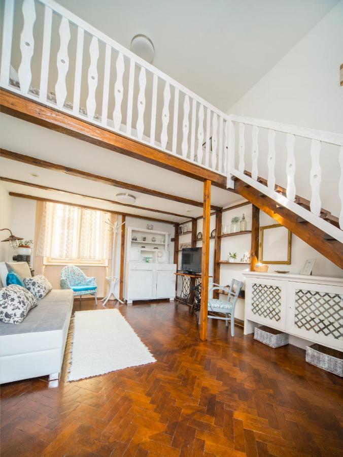 Agria Vintage Apartment